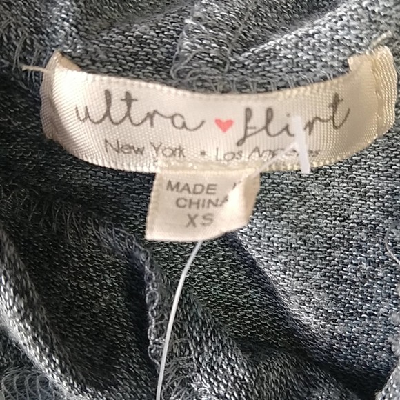 Ultra Flirt Marled Lace Trim Hooded Pullover Top - Picture 5 of 7